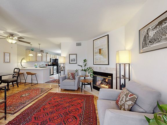 2nd image of 1153 Calle Amanda APT E