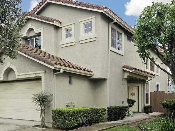 5360 Corte Pico Verde, Camarillo, CA 93012