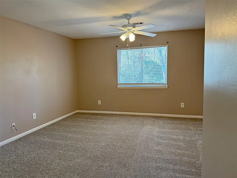18374 Pine Post Ct — Photo 18
