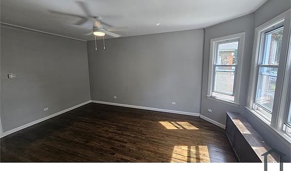 1st image of 4615 S Komensky Ave #1