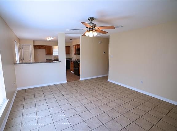 3rd image of 3804 Shangri La Dr