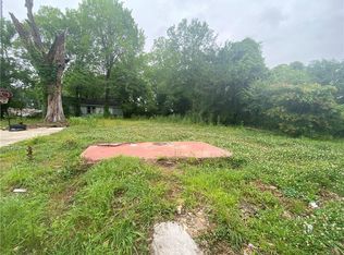 403 Sanders St, Pineville, LA 71360