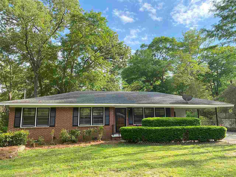 1st image of 310 Woodland Dr