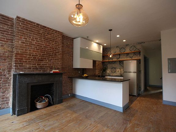 5th image of 607A Vanderbilt Ave APT 2
