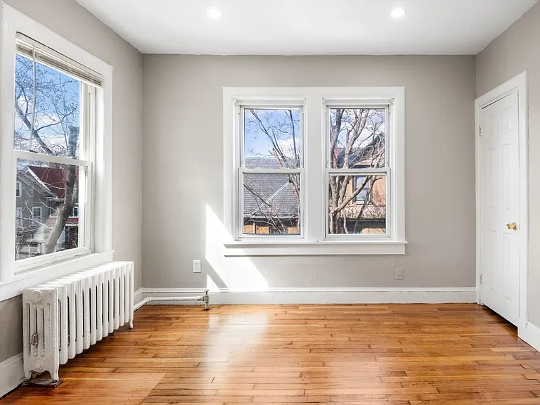 501 Warren St #6 — Photo 7