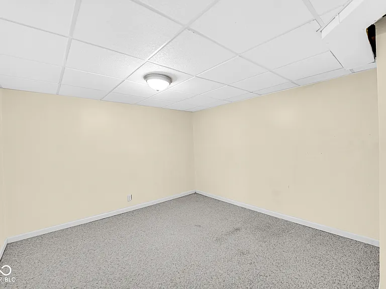 1420 Kessler Boulevard East Dr — Photo 18
