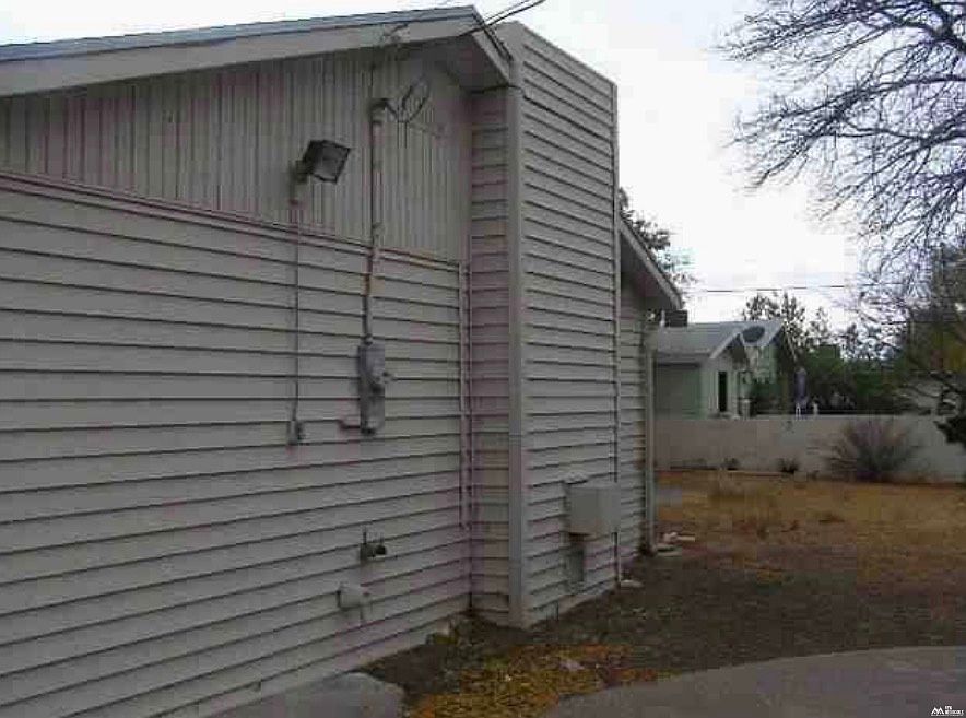 2nd image of 1216 Estancia Ave