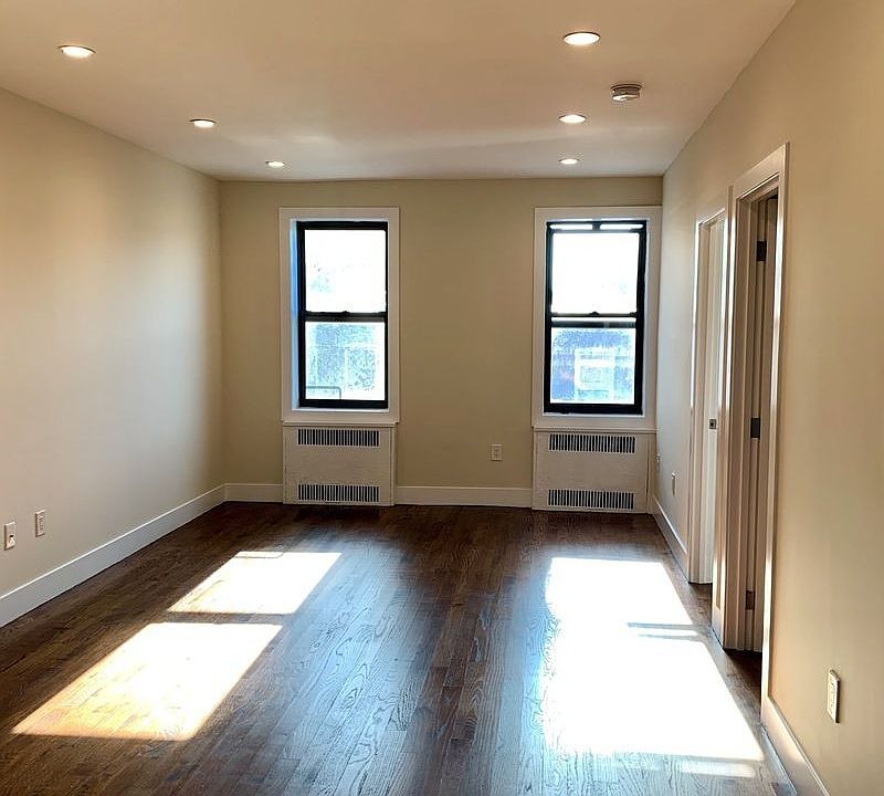 1st image of 4746 40th St APT 2H