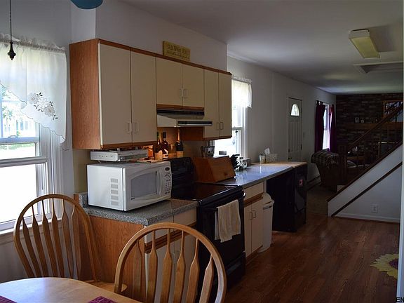 5th image of 1031 Alheim Dr