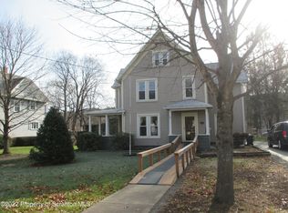 92 State St, Nicholson, PA 18446