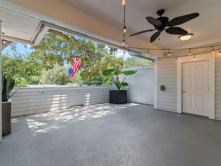 833 N Fern Creek Ave — Photo 34