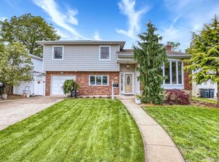 779 3rd Ave, Franklin Square, NY 11010