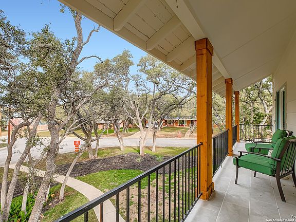 2nd image of 146 Canyon Oaks