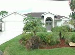 2074 SW Villanova Rd, Fort Pierce, FL 34953