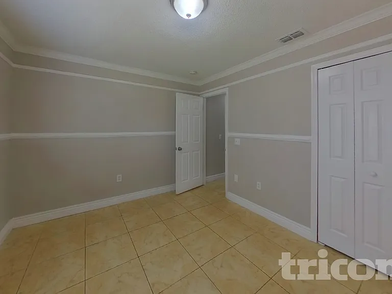 312 Colony Ct — Photo 13