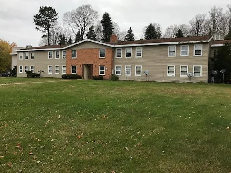 414 Mill St #13 — Photo 6