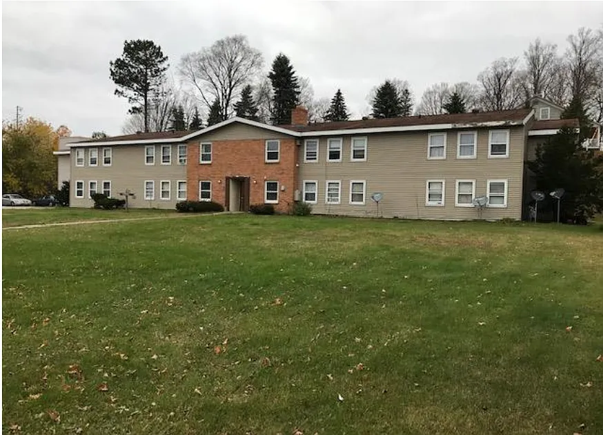 Building Photo - 414 Mill St #18