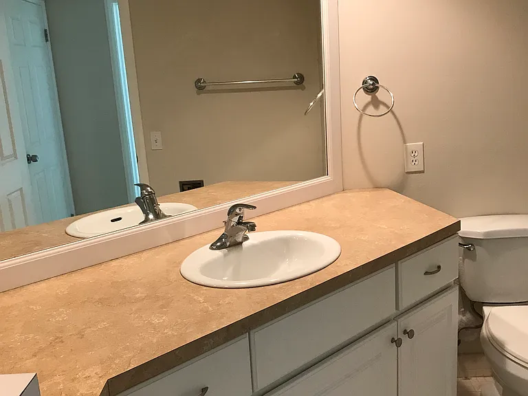 12 Country Club Dr #12 — Photo 8