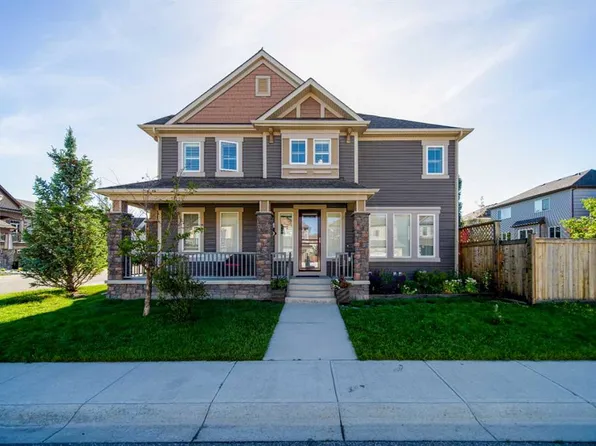 503 W Windbrook Hts SW, Airdrie, AB T4B 3X2