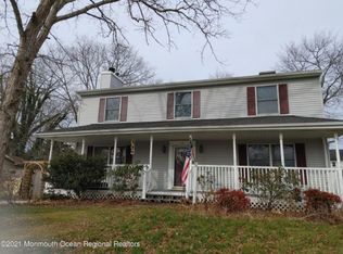 170 Inlet Ave, Manahawkin, NJ 08050