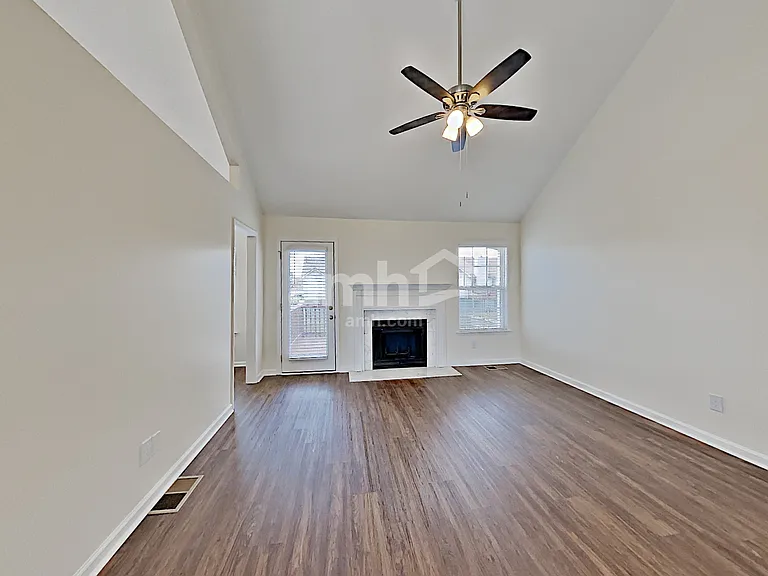 1873 Lakewood Village Dr — Photo 6
