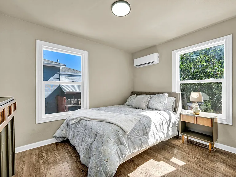 1678 Ordway Ave — Photo 32