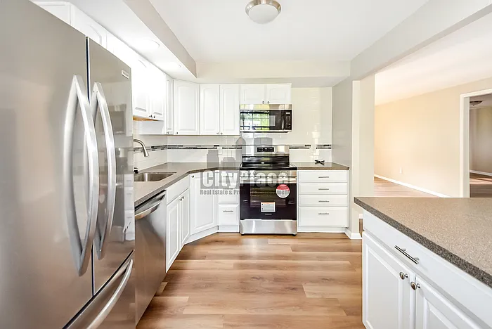 1712 Arley Dr — Photo 12