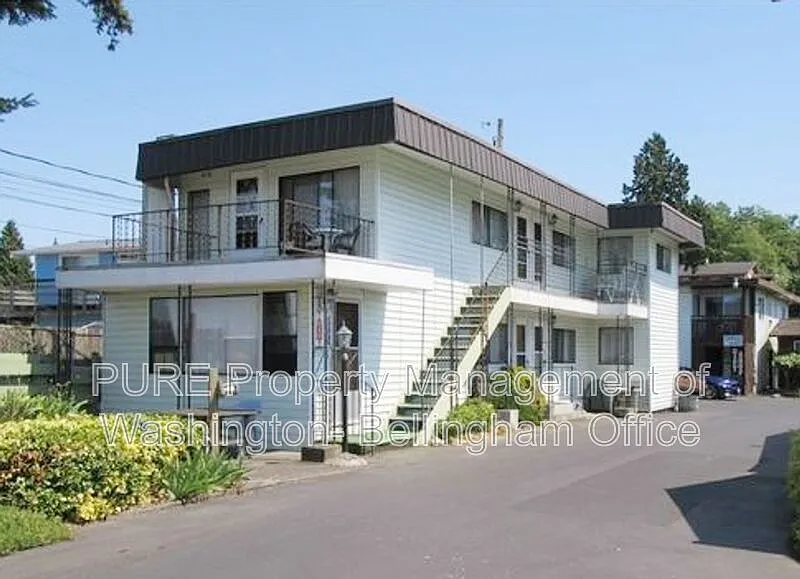 Building Photo - 7394 Birch Bay Dr #12