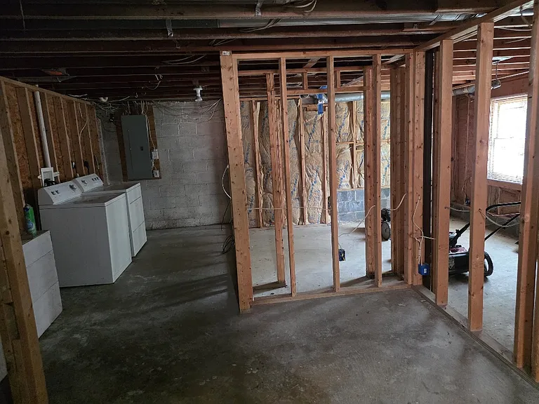 2106 Prichard Rd — Photo 25