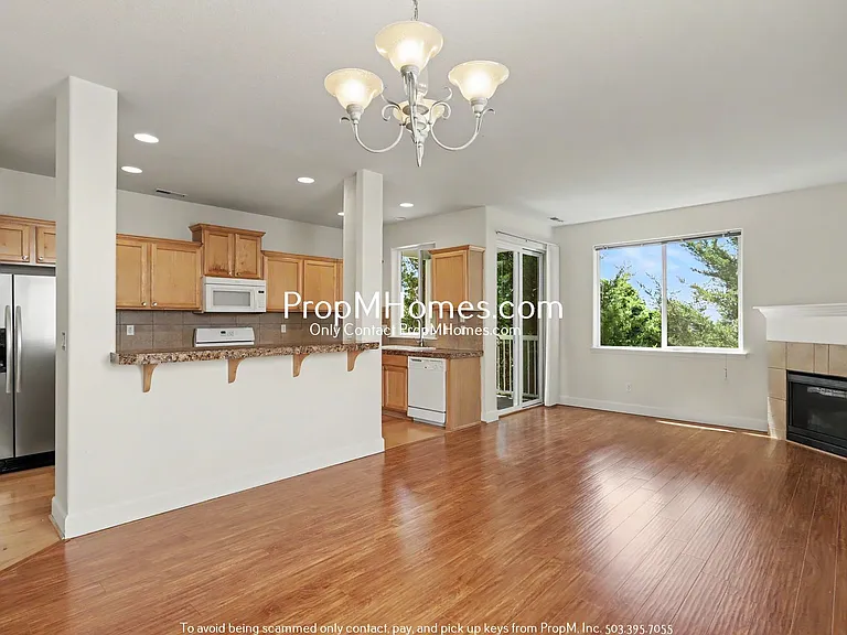 13660 SW Wrightwood Ct — Photo 5