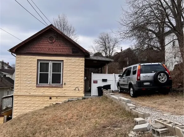 1309 Watts St, Charleston, WV 25302