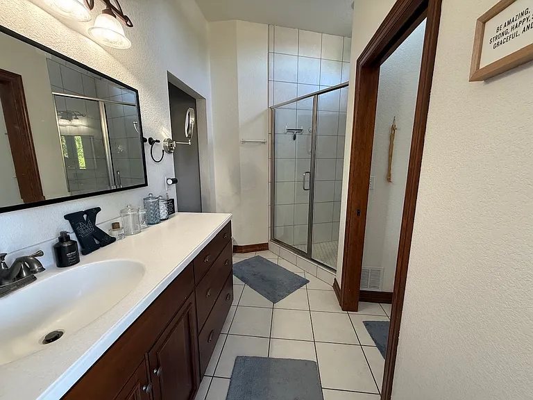 210 W Magnolia St #210 — Photo 11