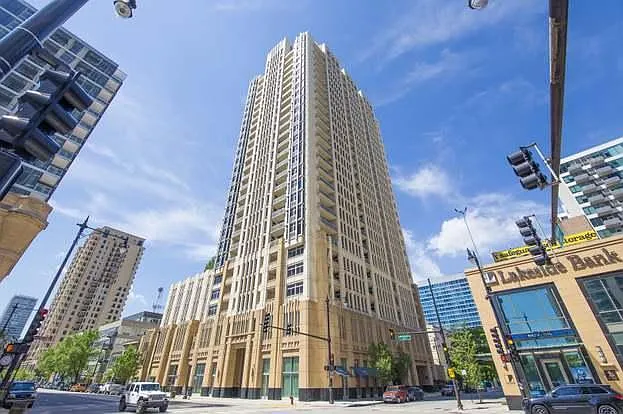 1400 S Michigan Ave #XX — Photo 33