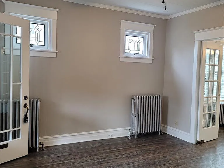 73 W Greenwich St — Photo 8