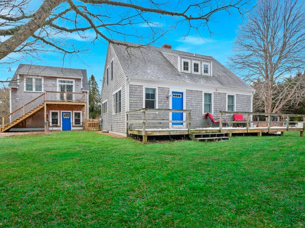 44 Plantingfield Way, Edgartown, MA 02539