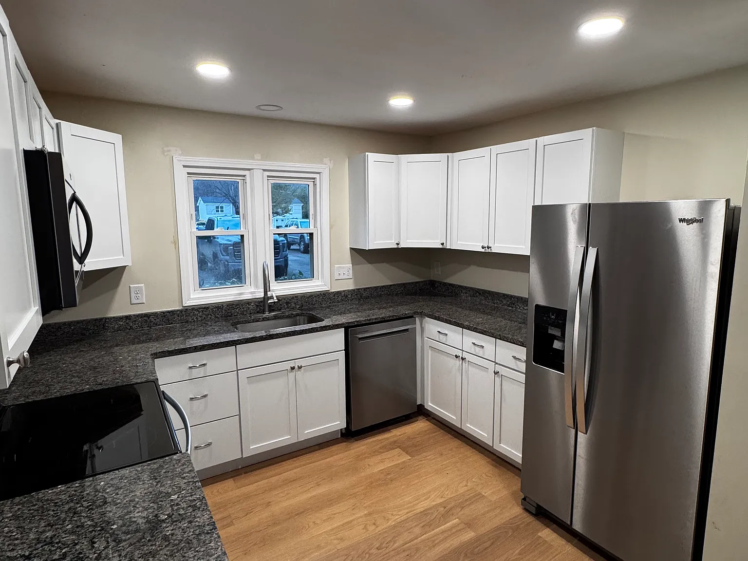2 bed, 700 sqft, $1,500 — Photo 4