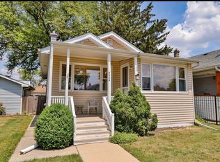 5526 W Grace St, Chicago, IL 60641