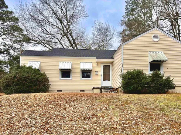 729 Oakwood Rd, Camden, AR 71701