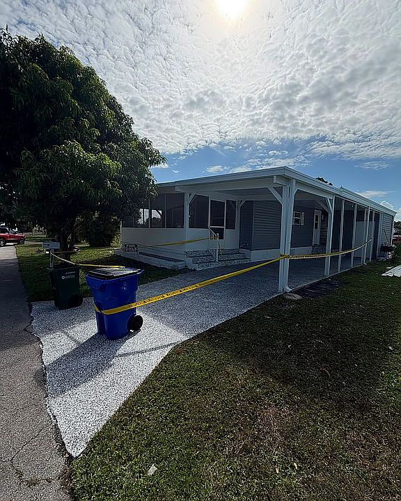 1st image of 2901 NW 65th Ave