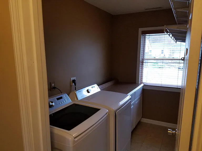 110 Sleeping Giant Dr — Photo 37