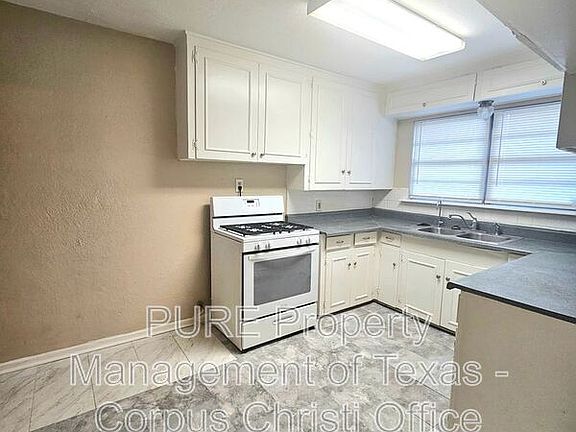 4th image of 425 Rita Dr
