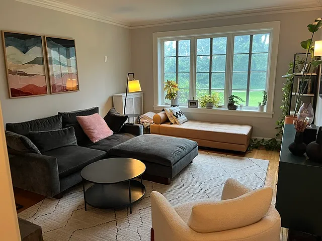 1 bed, 927 sqft, $2,200 — Photo 3