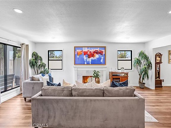 2nd image of 203 Tanforan Ln