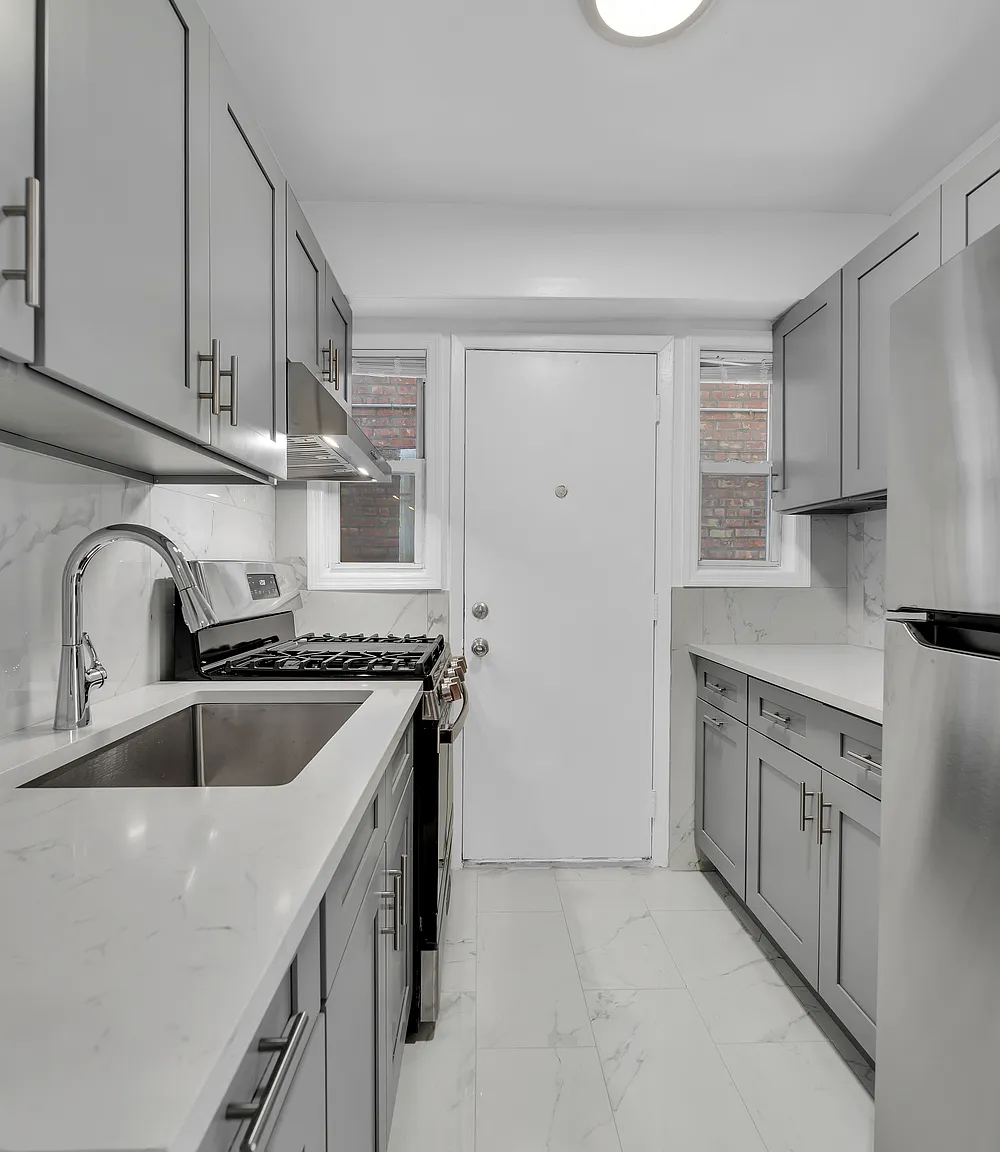 1167 East 52nd Street — Photo 4