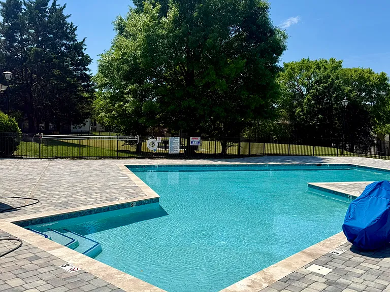 11048 Cedar View Rd — Photo 10