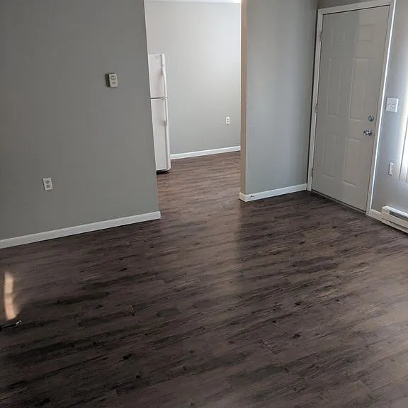 801 Stuart St — Photo 7
