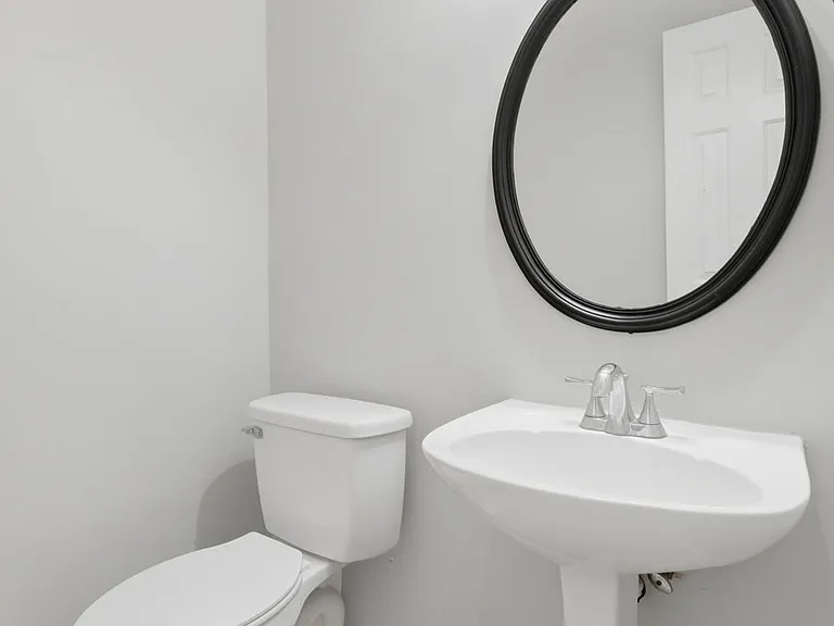 2533 Boxbourne Ct SE — Photo 11