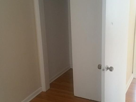 5th image of 7038 S Cornell Ave APT 1S