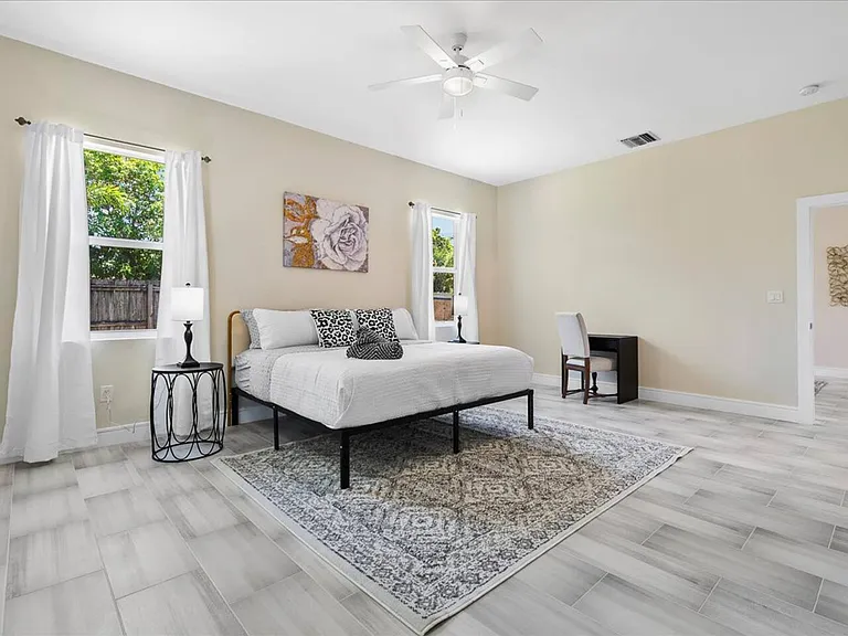 818 Foresteria Dr — Photo 15