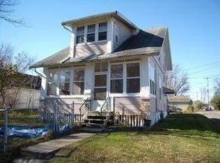 1814 9th St SW, Cedar Rapids, IA 52405